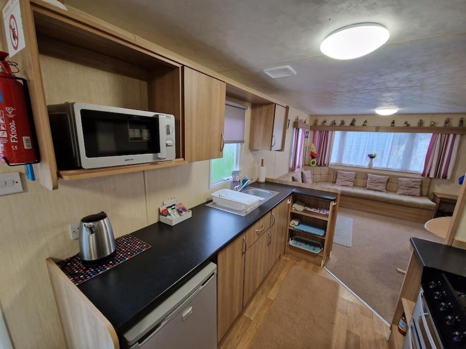 Homely 3 Bed Van @ Weymouth Bay Εξωτερικό φωτογραφία